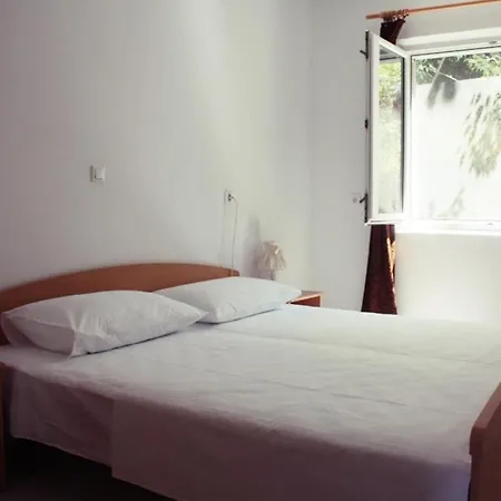 Apartment In With Sea View, Balcony, Air Conditioning, Wifi 4432-3 Lumbarda